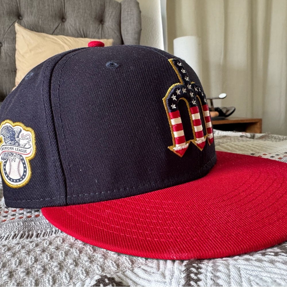 7 3/8 Mariners Memorial Day Special Edition Cap with